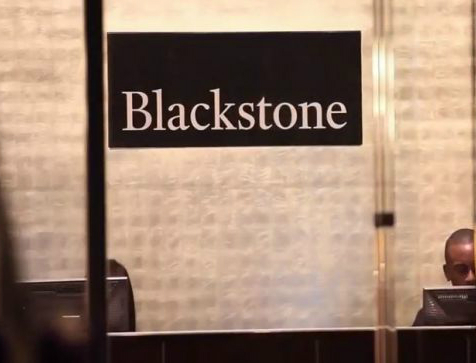 Hansteen conclut un accord de 1,28 milliards d'euros avec Blackstone