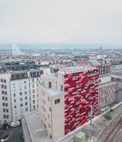 CORNE À VIN : Surélévation de 7 étages à la rue de Lausanne
