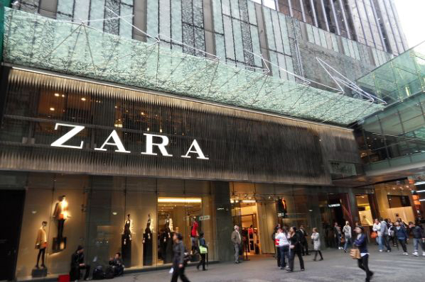 Inditex fermera jusqu'à 1 200 magasins de mode dans le monde