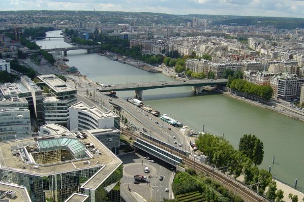 DTZ Investors acquiert un immeuble de bureaux à Paris